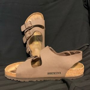 Birkenstock Buckle Sandal Size 37 light brown